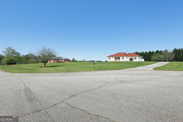 1760 Ridgecrest Drive, Monroe, GA 30655