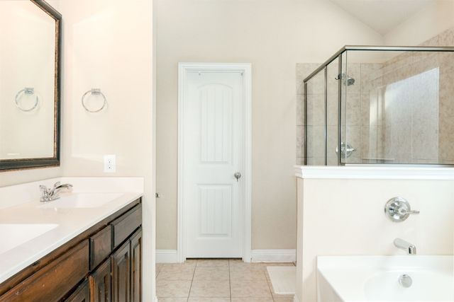 5629 Spirit Lake Drive, Fort Worth, TX 76179
