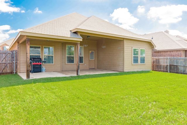 5629 Spirit Lake Drive, Fort Worth, TX 76179