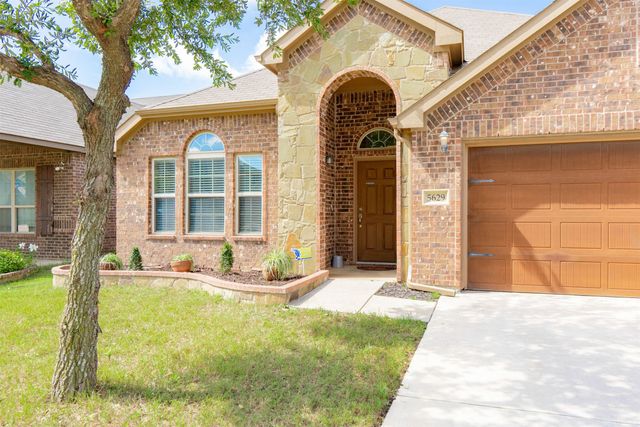 5629 Spirit Lake Drive, Fort Worth, TX 76179