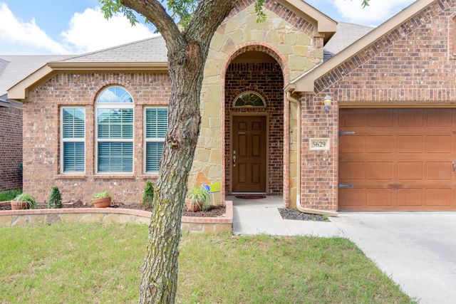 5629 Spirit Lake Drive, Fort Worth, TX 76179