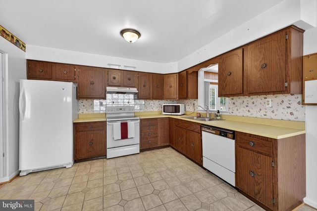 7450 BELLE RIDGE CT, Hughesville, MD 20637
