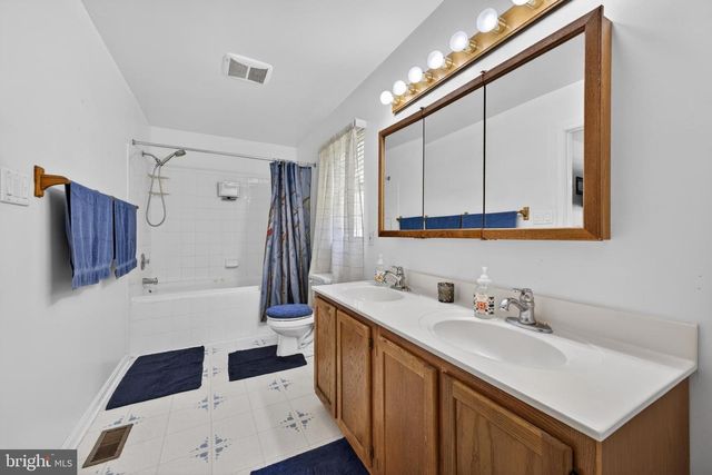 7450 BELLE RIDGE CT, Hughesville, MD 20637