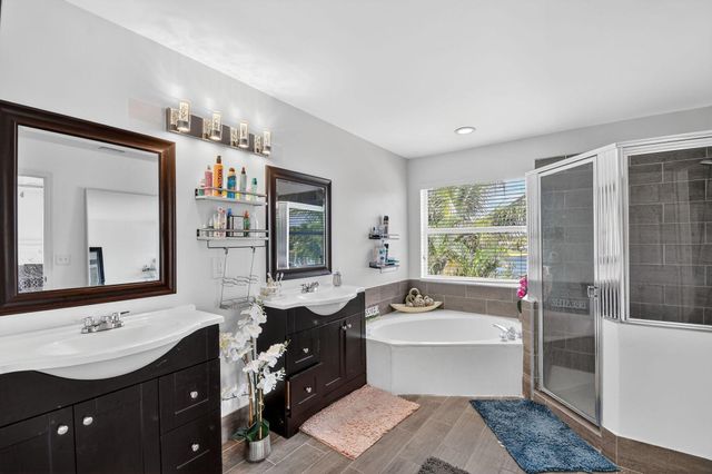 7745 Springfield Lake Drive, Lake Worth, FL 33467