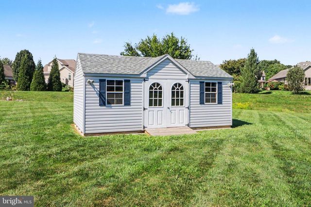 206 TAVERN BLVD., Boiling Springs, PA 17007