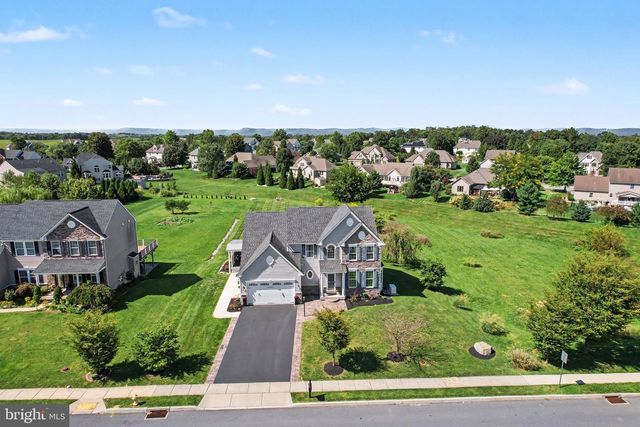 206 TAVERN BLVD., Boiling Springs, PA 17007