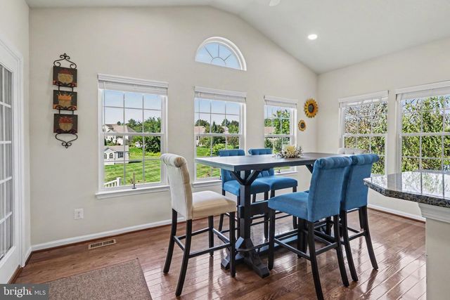 206 TAVERN BLVD., Boiling Springs, PA 17007