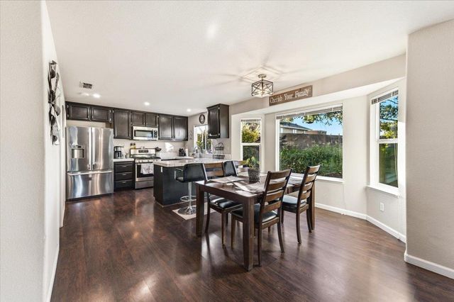 8205 Platinum Cir, Smartsville, CA 95977