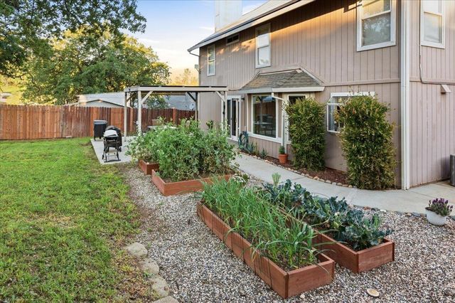 8205 Platinum Cir, Smartsville, CA 95977