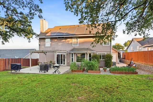 8205 Platinum Cir, Smartsville, CA 95977