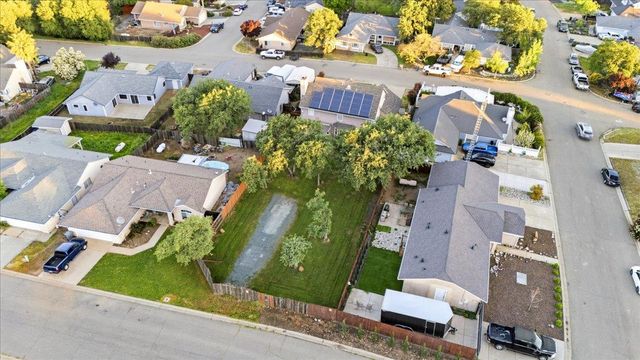 8205 Platinum Cir, Smartsville, CA 95977