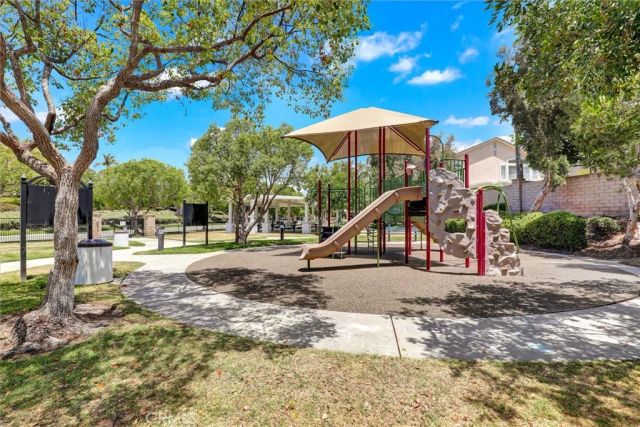 27961 Hedgeline Drive, Laguna Niguel, CA 92677