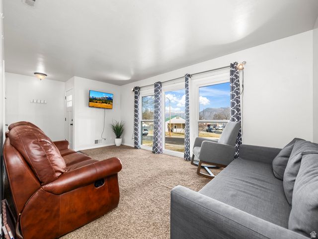 5123 S 550 W, Washington Terrace, UT 84405