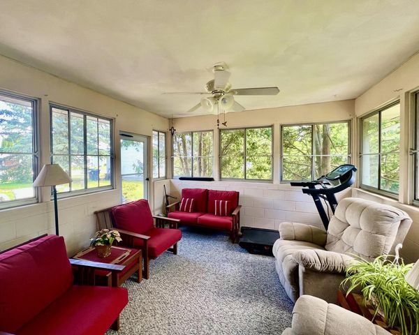 1216 Pinecrest LANE, Onalaska, WI 54650