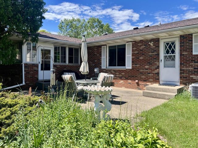 1216 Pinecrest LANE, Onalaska, WI 54650
