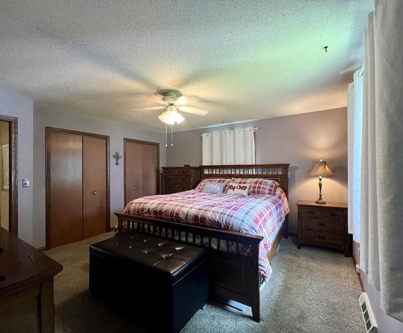 1216 Pinecrest LANE, Onalaska, WI 54650