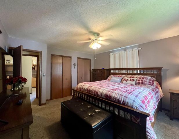 1216 Pinecrest LANE, Onalaska, WI 54650