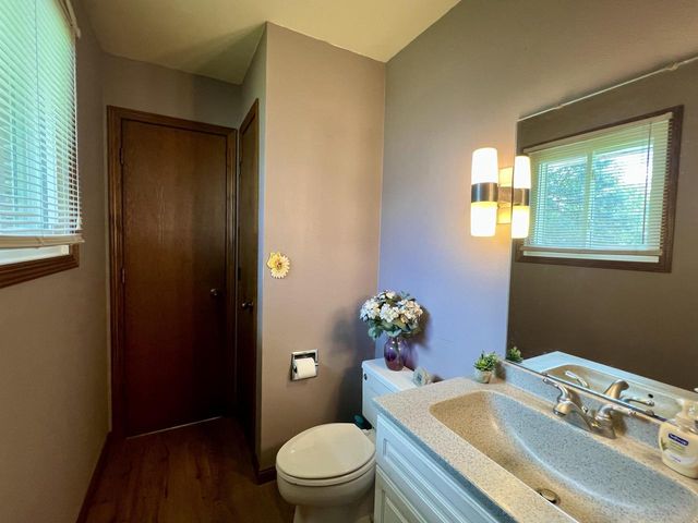 1216 Pinecrest LANE, Onalaska, WI 54650