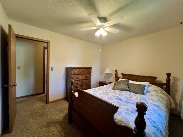 1216 Pinecrest LANE, Onalaska, WI 54650