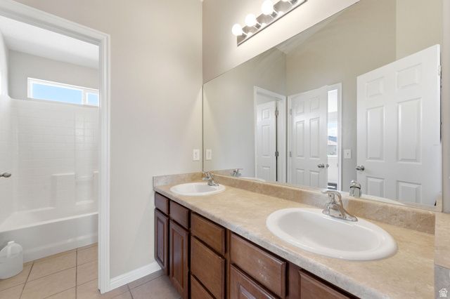 7715 N BRIDLEWAY RD, Eagle Mountain, UT 84005