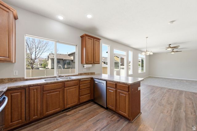 7715 N BRIDLEWAY RD, Eagle Mountain, UT 84005