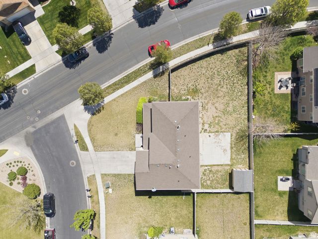 7715 N BRIDLEWAY RD, Eagle Mountain, UT 84005