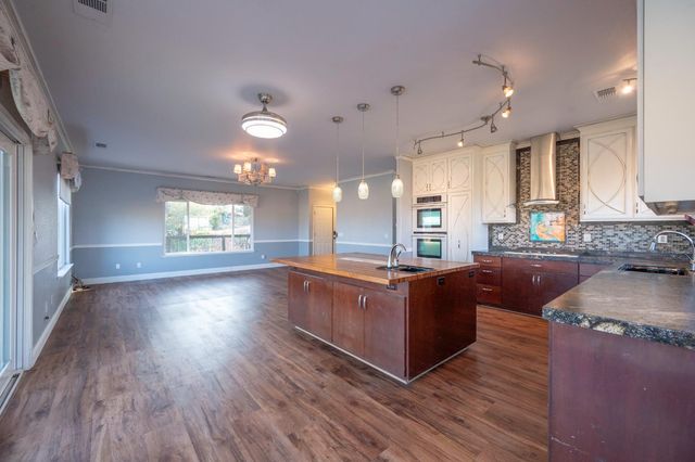 4155 Quail Hill Ct, Ione, CA 95640