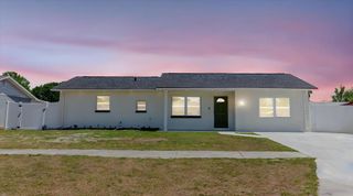 6110 16TH STREET, Zephyrhills, FL 33542