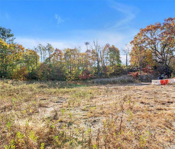 Shore Road, Glenwood Landing, NY 11547