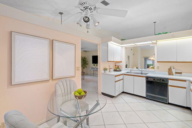 6123 Waldwick Circle, Delray Beach, FL 33484