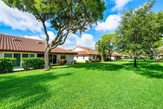 6123 Waldwick Circle, Delray Beach, FL 33484
