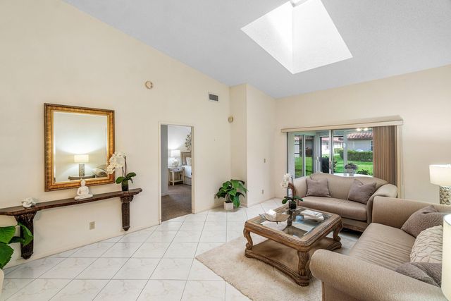 6123 Waldwick Circle, Delray Beach, FL 33484
