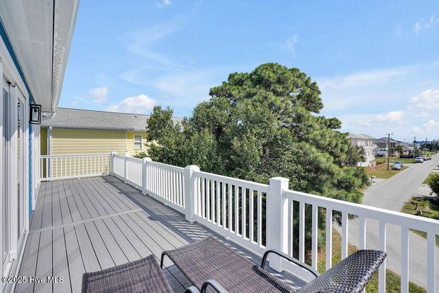 822 Cutter Court, Kure Beach, NC 28449