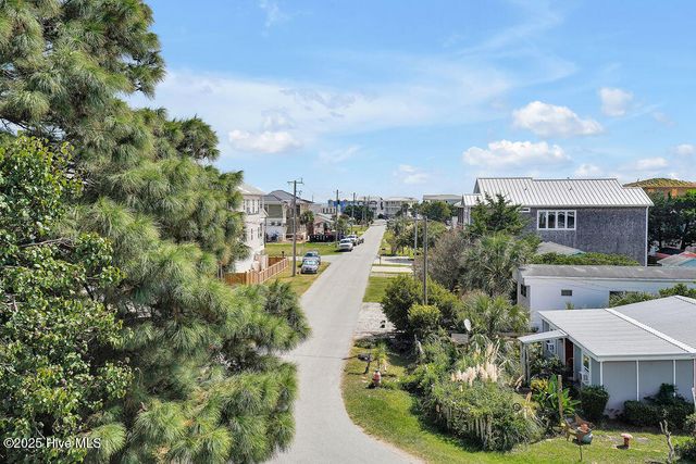 822 Cutter Court, Kure Beach, NC 28449