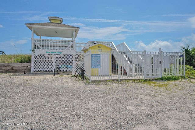 822 Cutter Court, Kure Beach, NC 28449