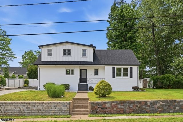 768 Birch Ave, New Milford Boro, NJ 07646