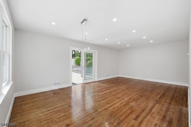 768 Birch Ave, New Milford Boro, NJ 07646
