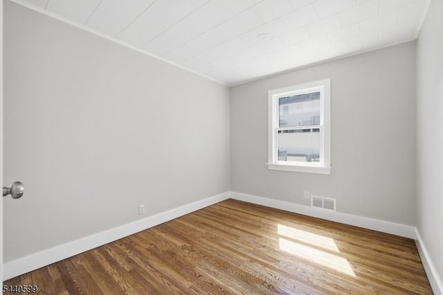 768 Birch Ave, New Milford Boro, NJ 07646