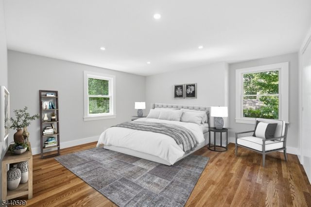 768 Birch Ave, New Milford Boro, NJ 07646