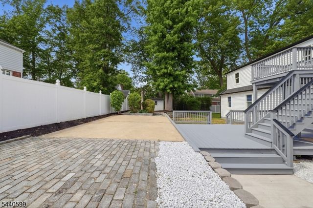 768 Birch Ave, New Milford Boro, NJ 07646