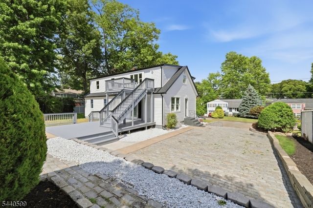 768 Birch Ave, New Milford Boro, NJ 07646