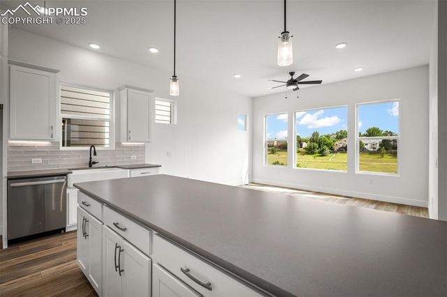 4595 Peak Crest View, Colorado Springs, CO 80918