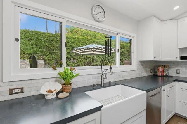 637 Sparta Drive A & B, Encinitas, CA 92024