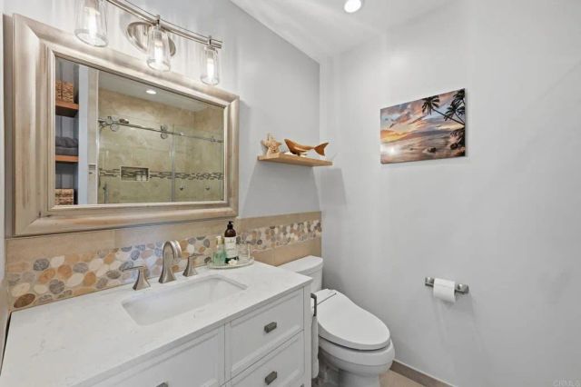 637 Sparta Drive A & B, Encinitas, CA 92024