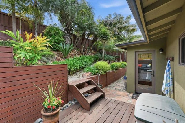 637 Sparta Drive A & B, Encinitas, CA 92024