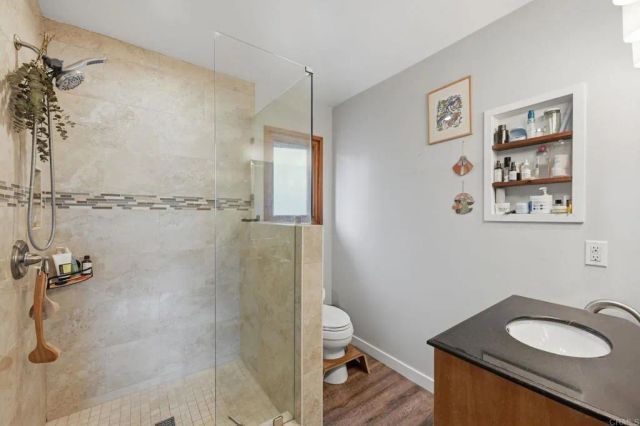 637 Sparta Drive A & B, Encinitas, CA 92024