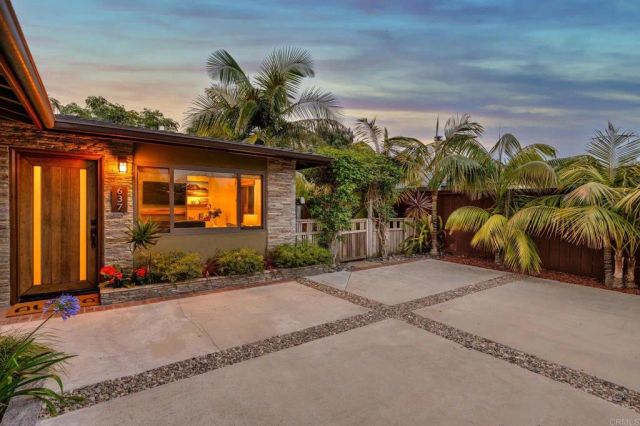 637 Sparta Drive A & B, Encinitas, CA 92024