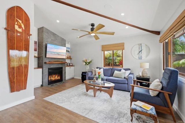 637 Sparta Drive A & B, Encinitas, CA 92024