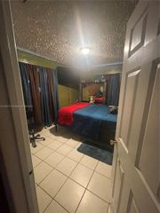 18611 NW 10th Ave 2, Miami Gardens, FL 33169