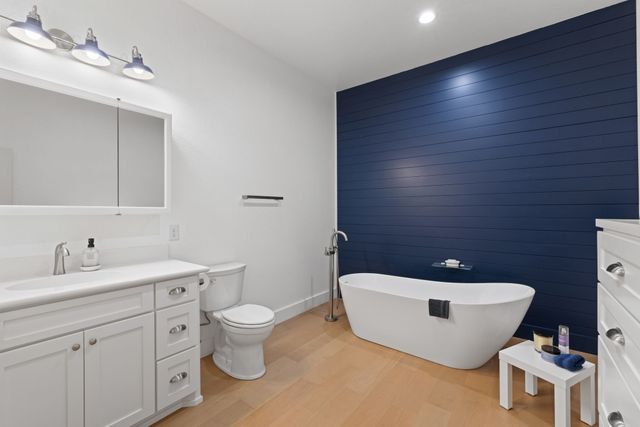 6520 Shoreline Drive, Little Elm, TX 75068